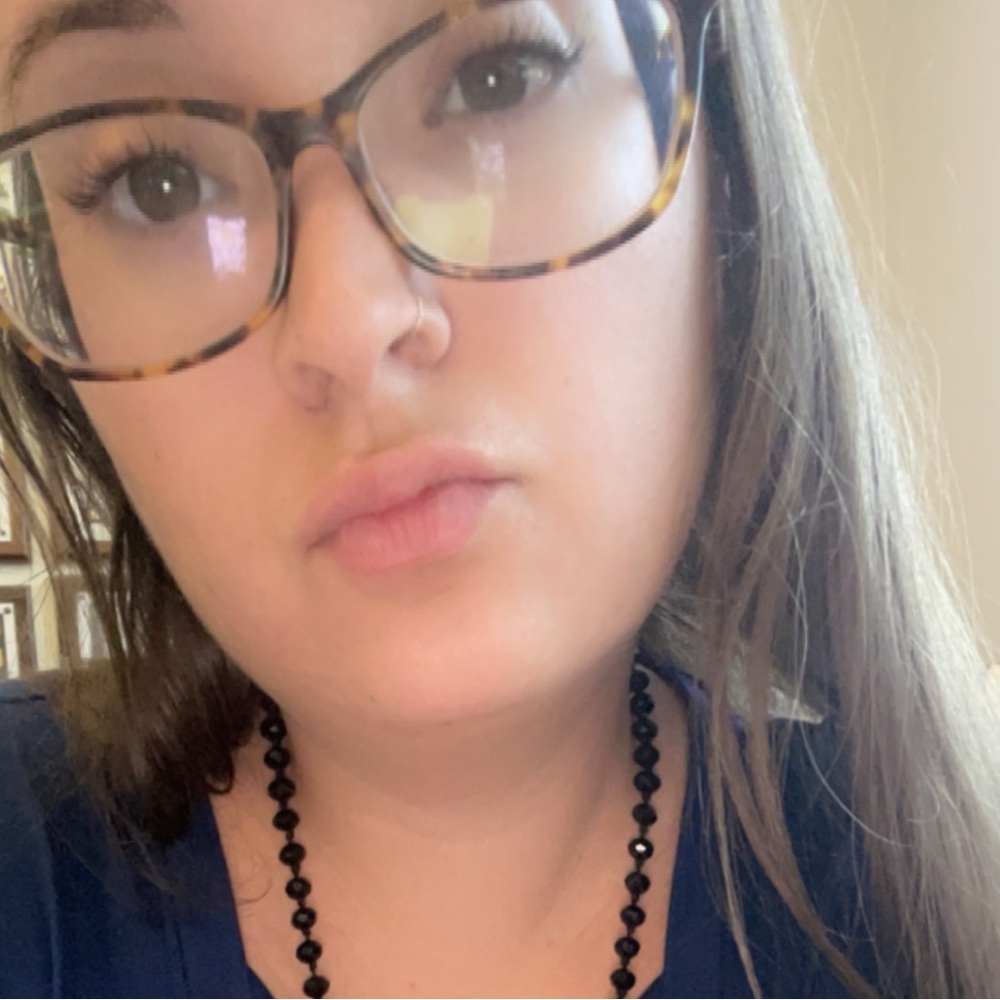Meet your Posher, Jessica